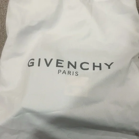 Givenchy Black Small GV3 Bag - Picture 6 of 6